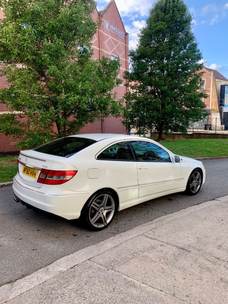 AUTOMATIC• 2010 Mercedes-Benz CLC 200 2.1 CDI Sport Coupe