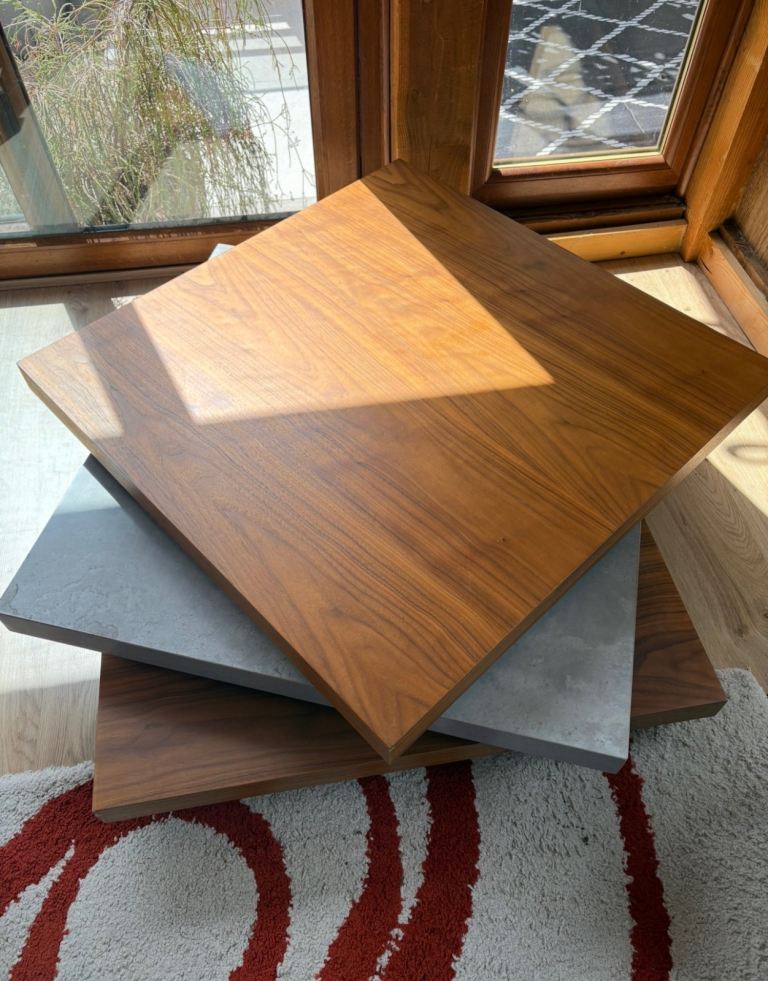 Rotating coffee table
