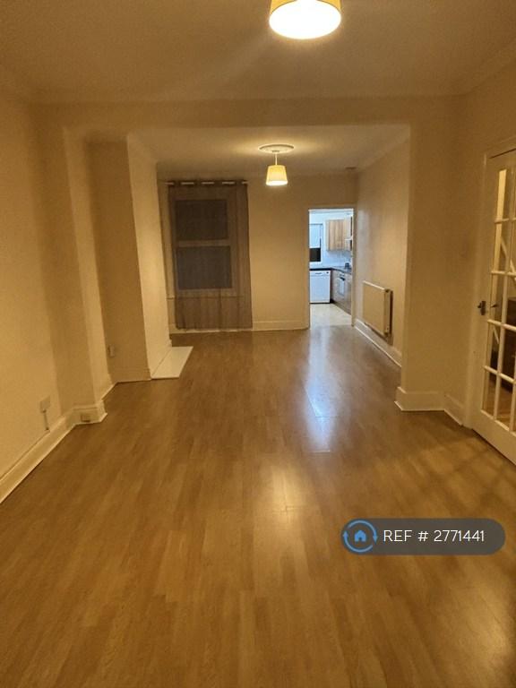 3 bedroom house in Leavesden Road, Watford, WD24 (3 bed) (#2771441)