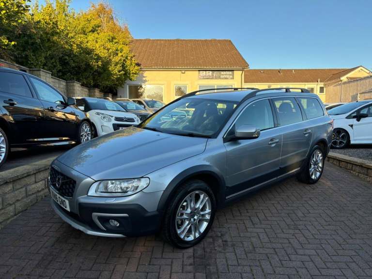 2016 Volvo XC70 2.4 D5 SE Lux Auto AWD Euro 6 (s/s) 5dr ESTATE Diesel Automatic