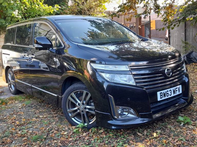 2013 63 NISSAN ELGRAND E52 2.5 URBAN CHROME 250 HIGHWAY STAR 7 SEATER AUTOMATIC LEATHERS JDM £6495