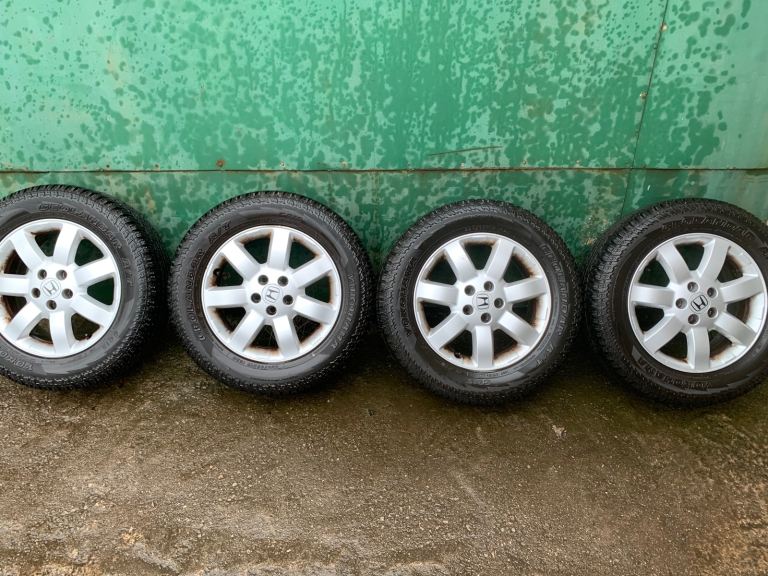 Honda crv mk2 wheels and tyres in good condition 
