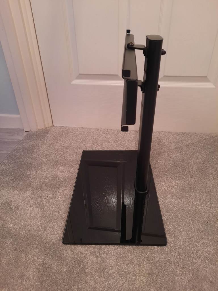 Swivel TV stand 26 to 55in tv