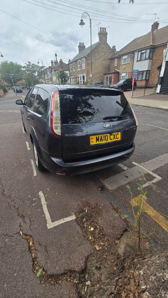 Ford, FOCUS, Estate, 2010, automatic 