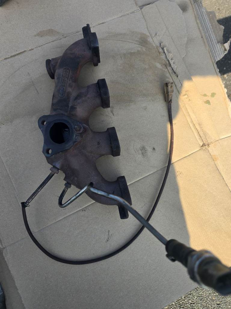 NISSAN QASHQAI EXHAUST MANIFOLD J11 1.5 DIESEL K9K646 P/N140040840R