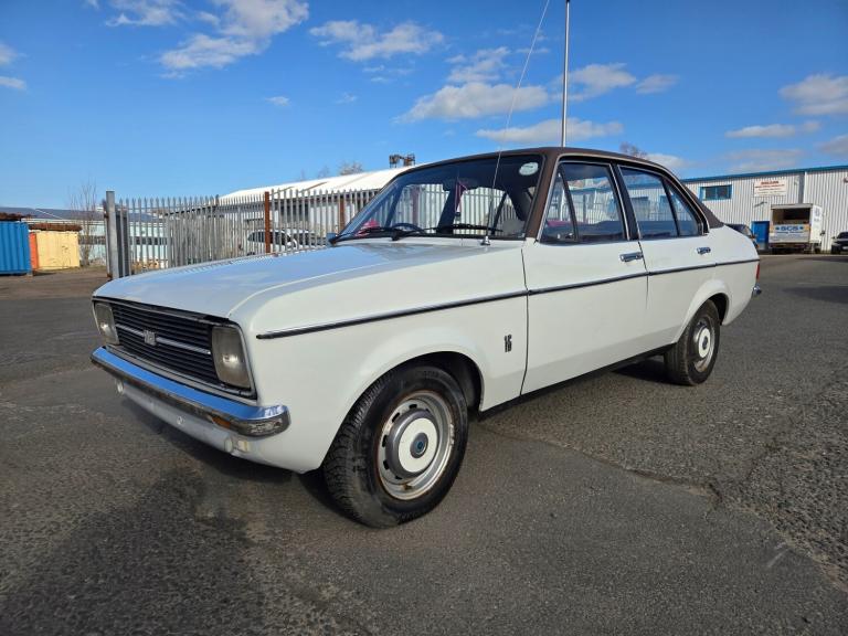 1976 Ford Escort 1.6 GL Saloon Petrol Manual