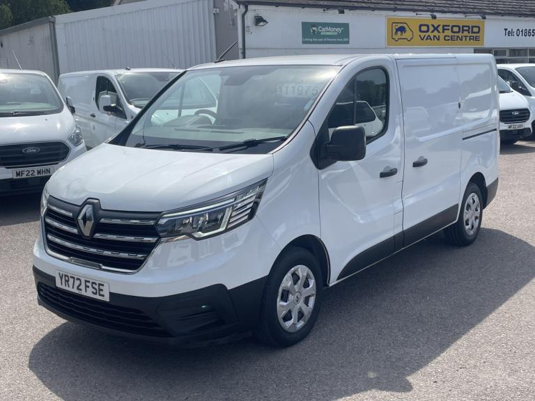 RENAULT TRAFIC 2.0 SL28 Blue dCi 130 Business+ +11975 Plus VAT+ Van for sale