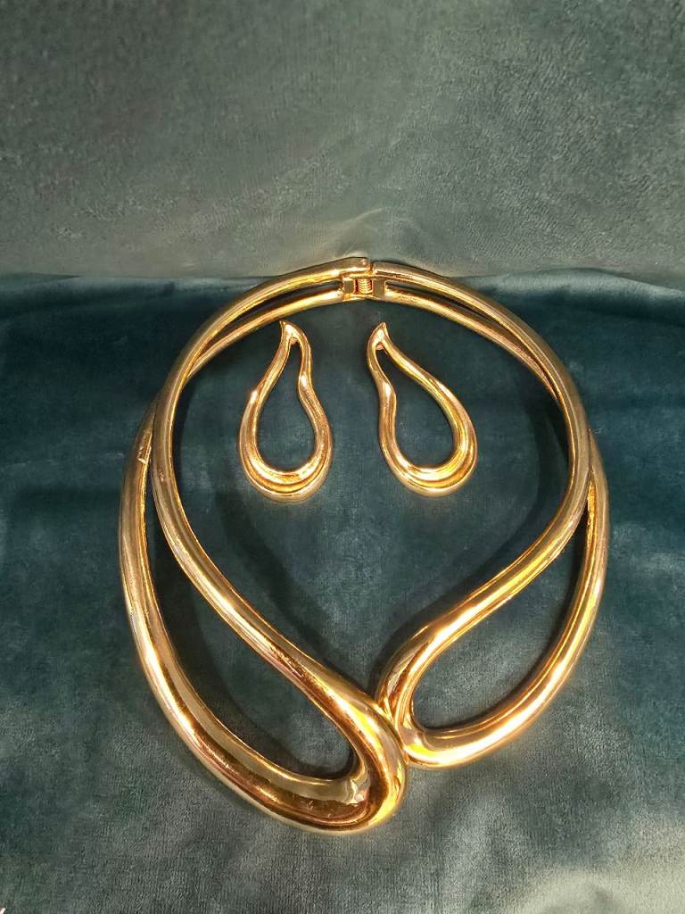 Necklace  and earing sets