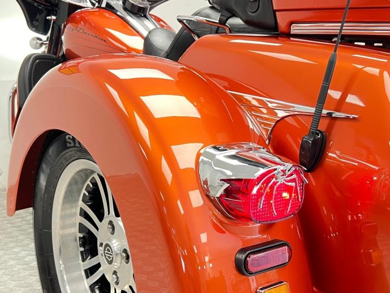 2015 Harley-Davidson 103 Trike Tri Glide Conversion - 5,800 Miles 