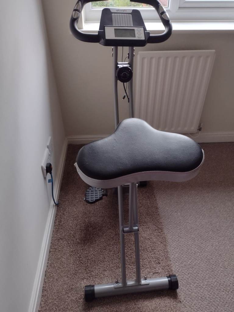 Folding exercise bike
