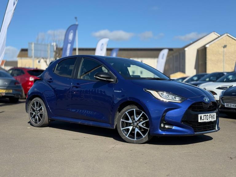 2020 Toyota Yaris 1.5 VVT-h Dynamic E-CVT Euro 6 (s/s) 5dr Hatchback PETROL/ELECTRIC Automatic
