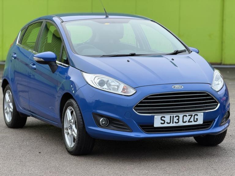 2013 Ford Fiesta 1.6 Zetec 5dr Powershift HATCHBACK Petrol Automatic