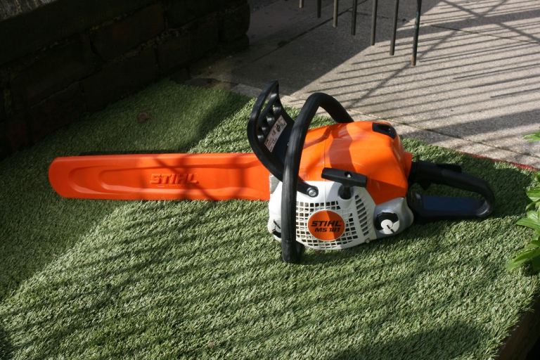 Stihl MS181 petrol chainsaw 16”bar excellent condition