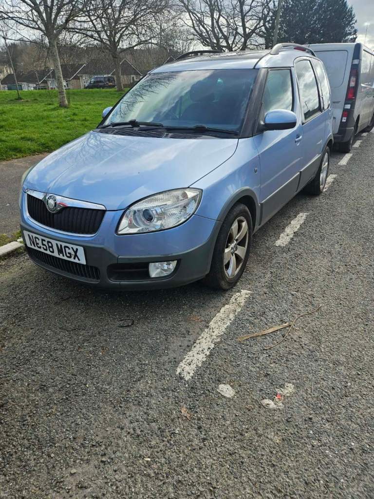 Skoda, ROOMSTER, MPV, 2009, Manual, 1896 (cc), 5 doors