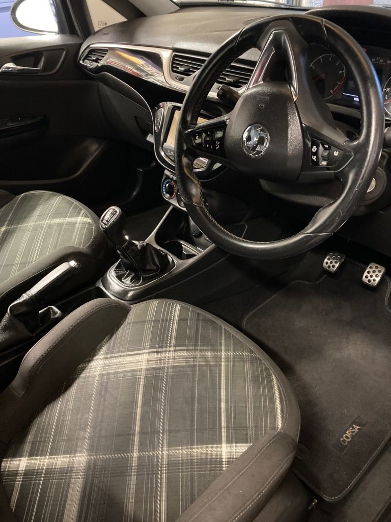 Vauxhall Corsa 2015.Limited Edition.(NEW SHAPE). £1995 OVNO