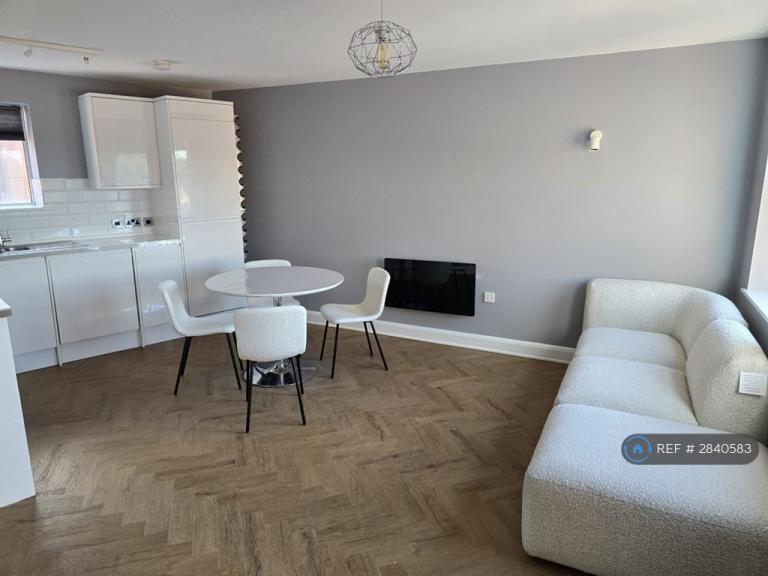 2 bedroom flat in Weekday Cross Building, Nottingham, NG1 (2 bed) (#2840583)