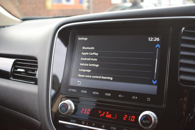 2020 Mitsubishi Outlander 2.0 MIVEC Design CVT 4WD Euro 6 (s/s) 5dr ESTATE Petrol Automatic