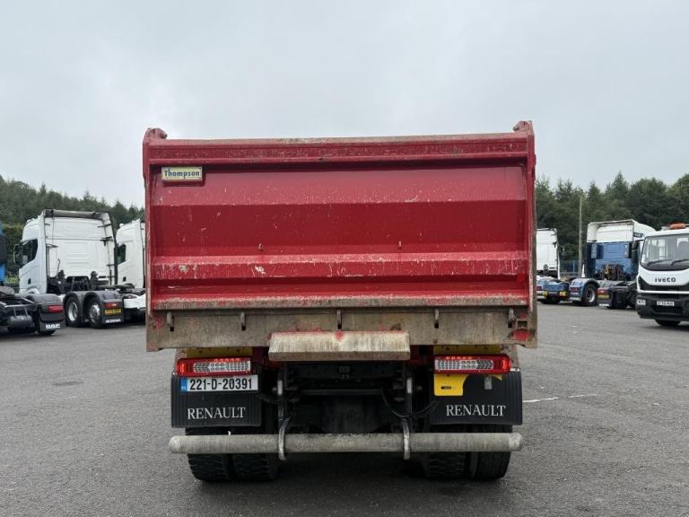 2022 RENAULT K440 8X4 32T TIPPER