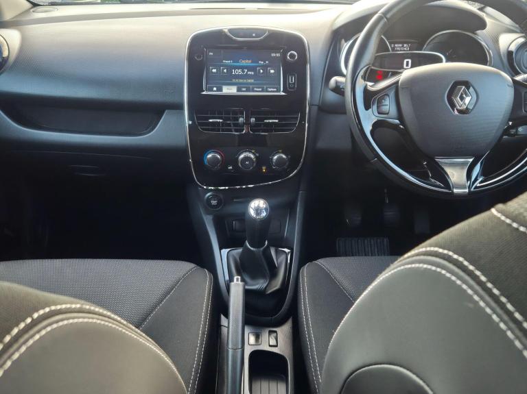 2014 Renault Clio 1.2 16V Dynamique MediaNav 5dr HATCHBACK PETROL Manual