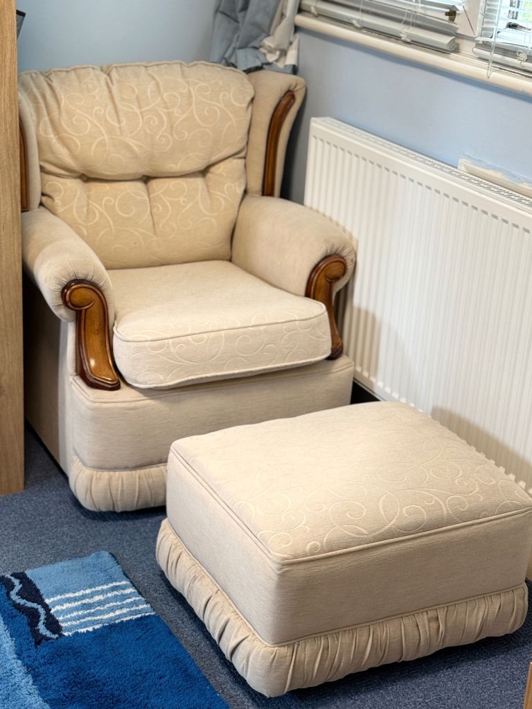 Traditional Cream Armchair & Footstool / Pouffe Set