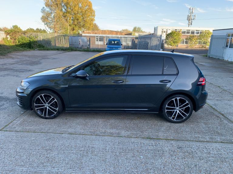 Volkswagen, GOLF, Hatchback, 2016, Manual, 1968 (cc), 5 doors