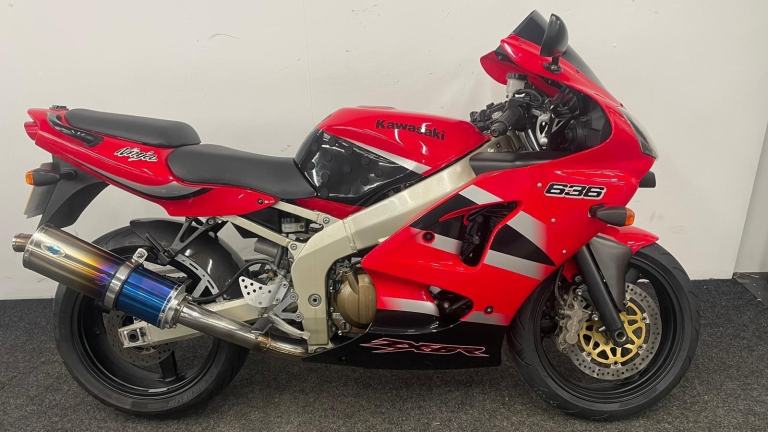 KAWASAKI ZX 636
