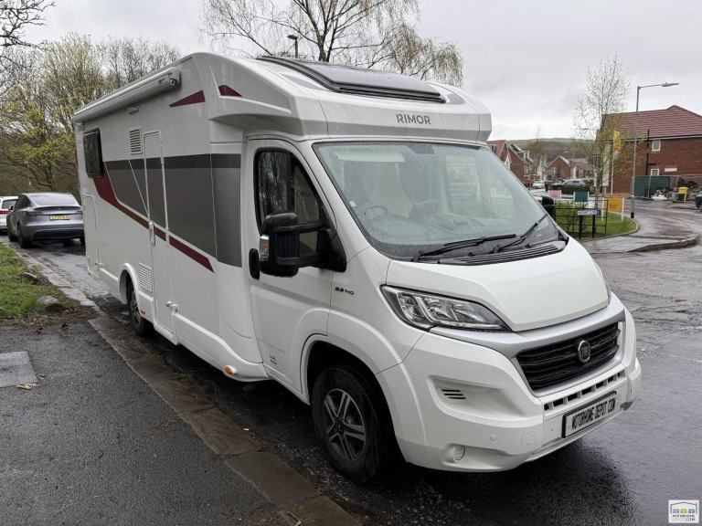 Rimor Seal 99 Plus, 4 Berth Fixed Bed, Garage, Drop Down Bed, Low Mileage