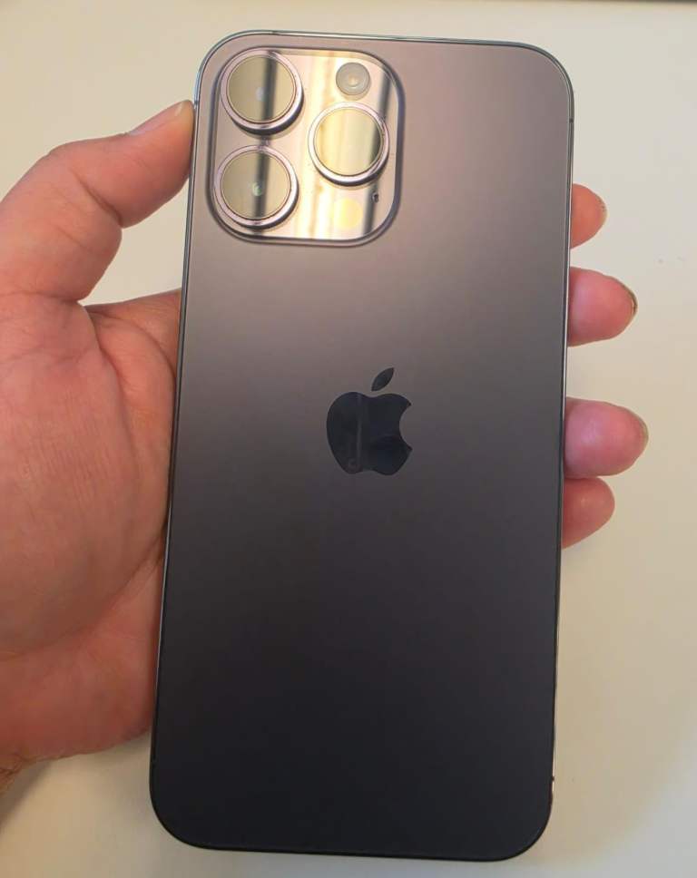 Apple iPhone 14 Pro Max - £450