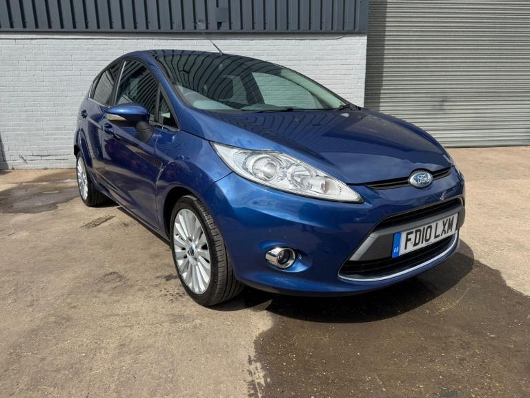2010 Ford Fiesta 1.4 Titanium 5dr HATCHBACK PETROL Manual
