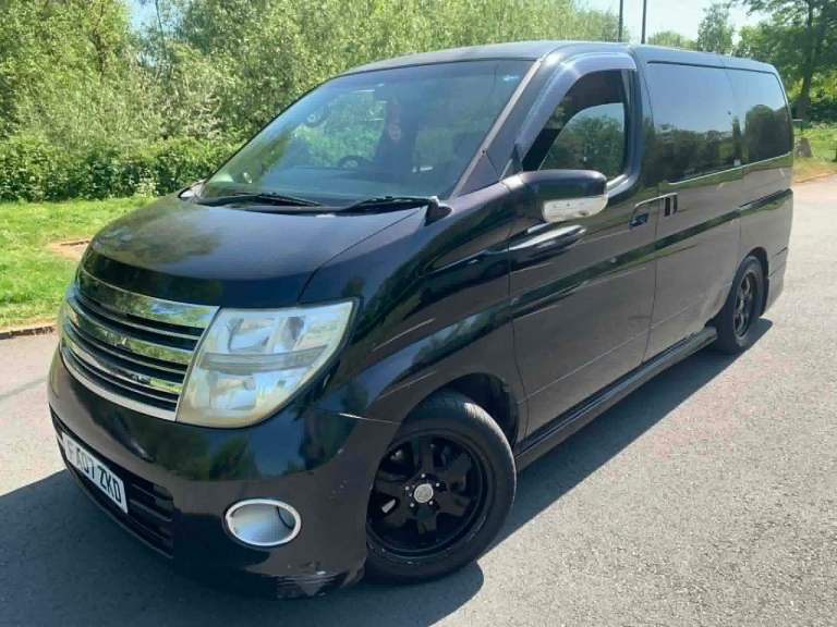 2007 NISSAN ELGRAND 2.5 V6 - AUTOMATIC - 8 SEATER - ULEZ FREE - JAP IMPORT - JDM