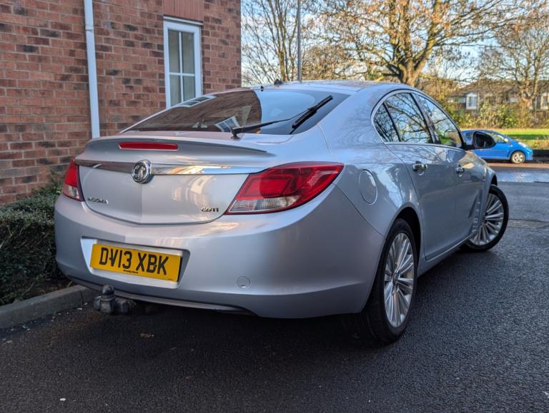 2013 Vauxhall Insignia 2.0 CDTi SE [160] 5dr HATCHBACK Diesel Manual