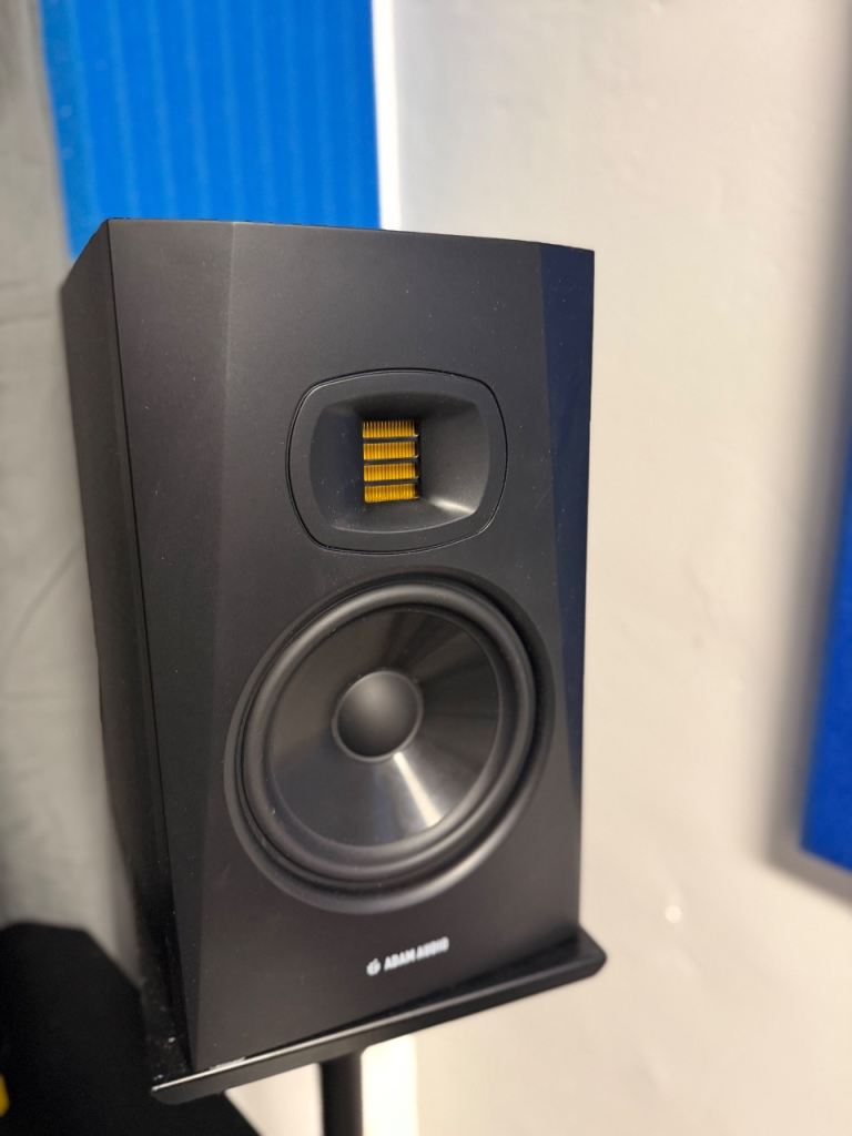 Adam audio t7v speakers
