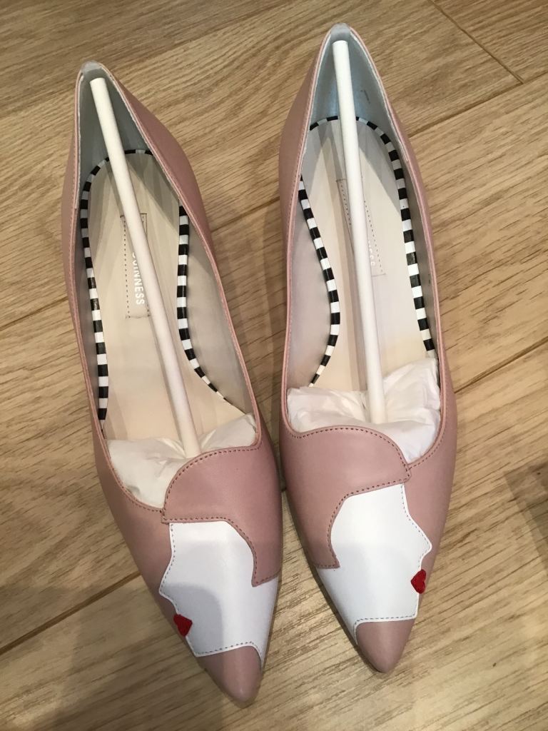 Lulu Guinness Kissing Cameo Penelope Shoes