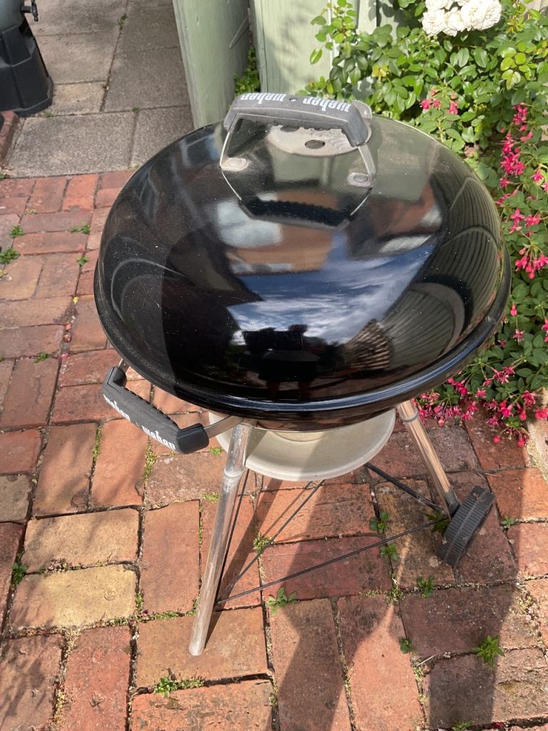 Weber Kettle Barbecue – Black, Good Condition