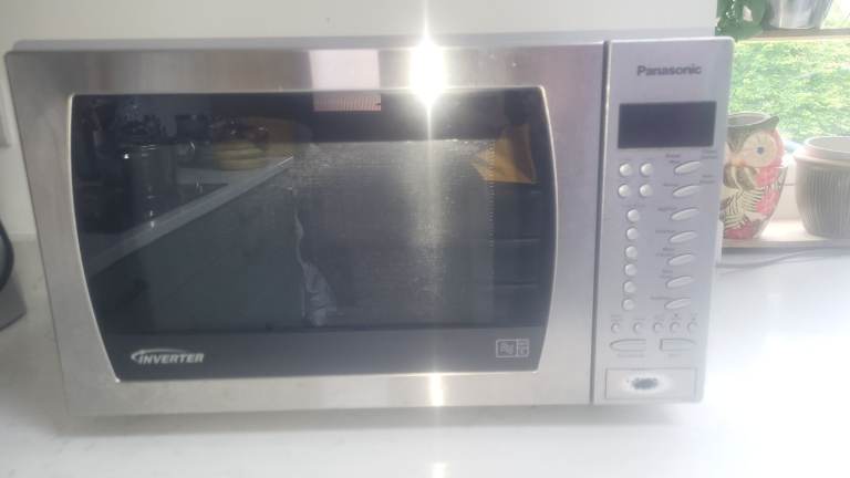 Panasonic Inverter Microwave Oven – Silver, Fair Condition