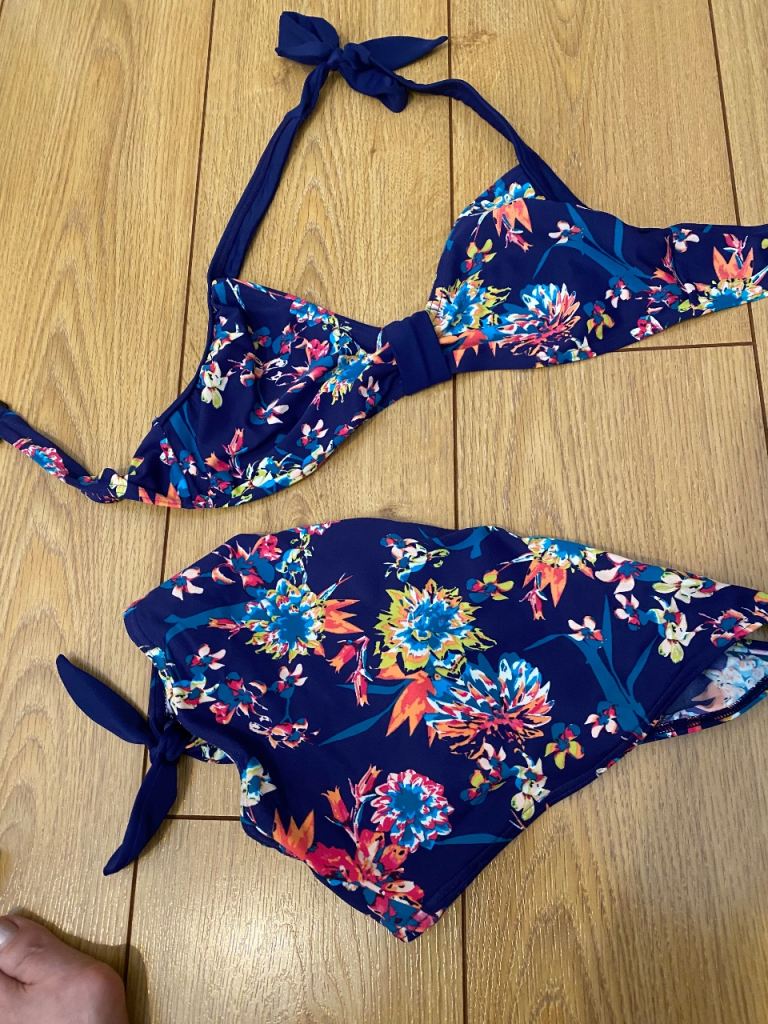 Floral Halterneck Bikini Set – Multicoloured, Good Condition