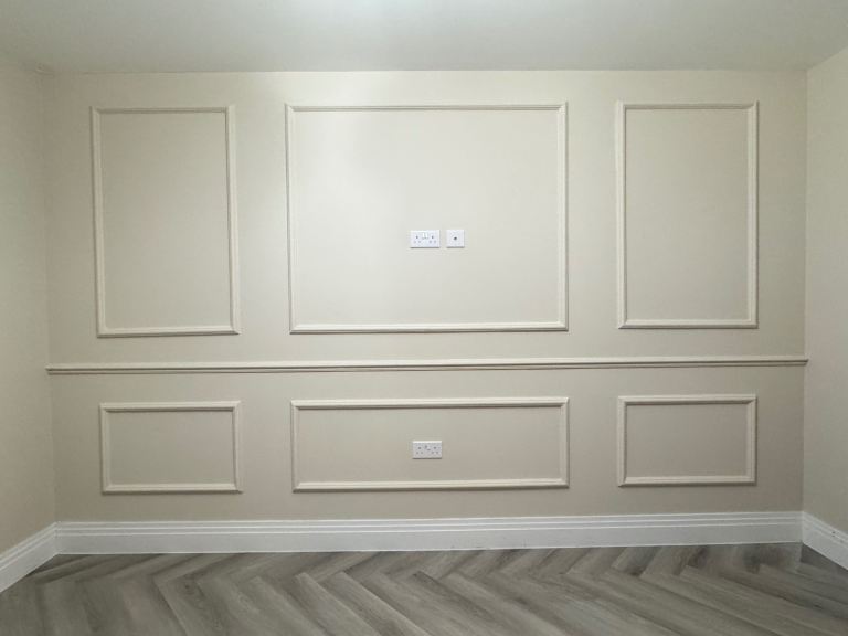 Painter  & Decorator | Mural | Wall Panelling | Handyman 