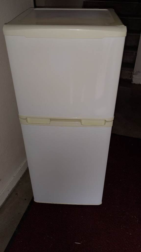 Fridge freezer 