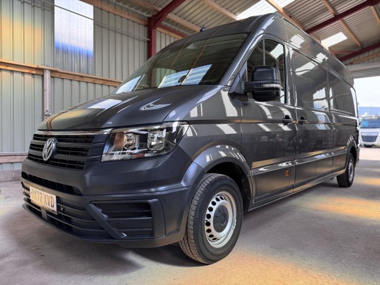 2022 72 Volkswagen Crafter LWB Trendline 140BHP. AC. Appleplay. 16400 MILES.Grey