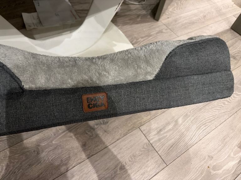 Dog bed memory foam (76*51*17)