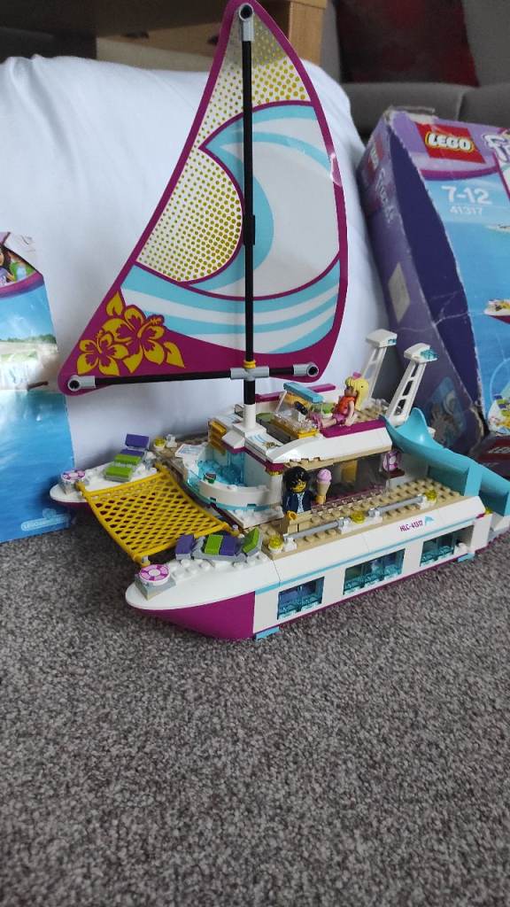 Lego sunshine catamaran building set