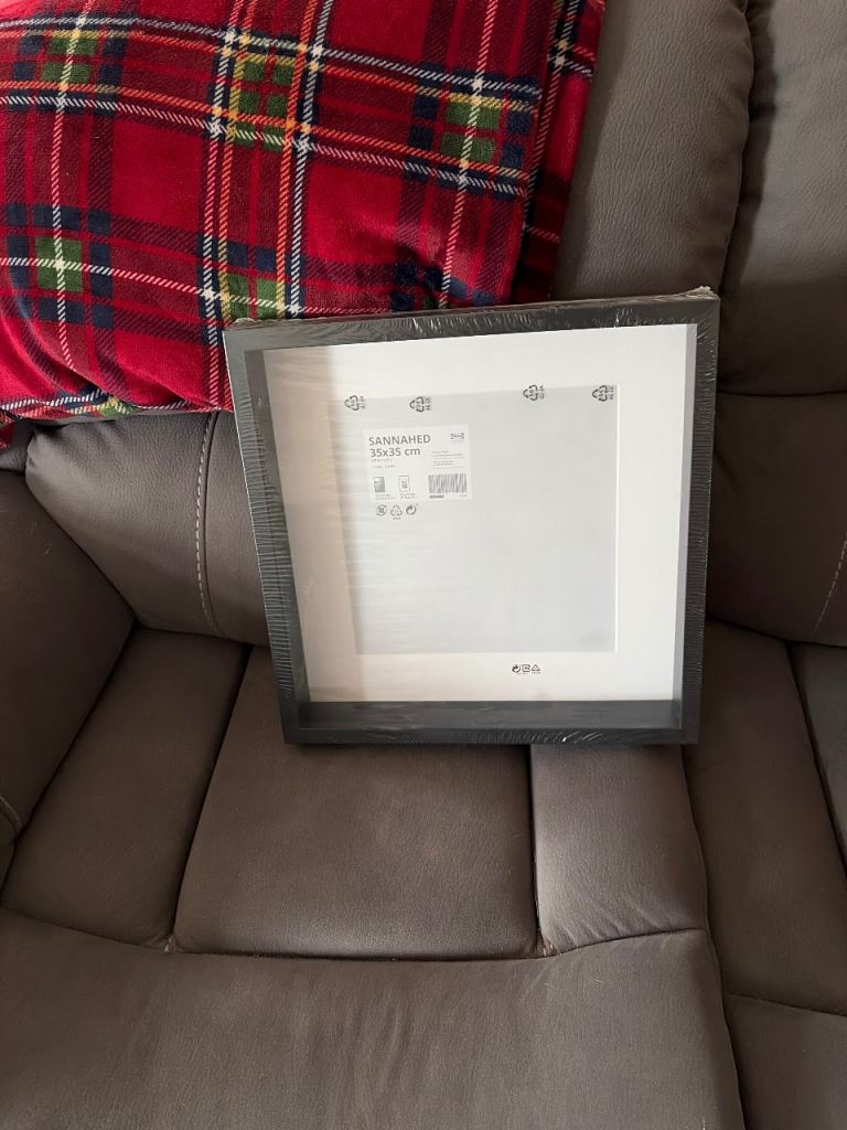 IKEA Sannahed Black Picture Frame 35x35 cm – Brand New