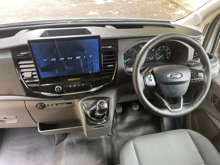 2024 Ford Transit 2.0 460 EcoBlue Trend Minibus Double Cab 5dr Diesel Manual RWD L4 H3 Euro 6 MIN...