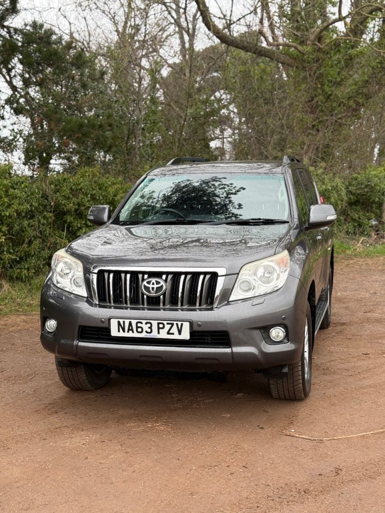 Toyota Land Cruiser LC4 2013