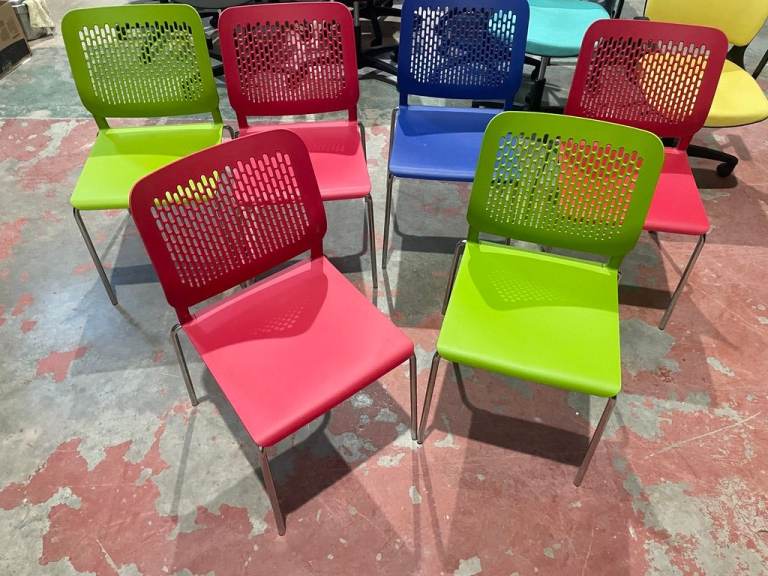 Set of 6 Cafe Bistro Canteen Stacking Chairs/Gresham Breakout Chairs