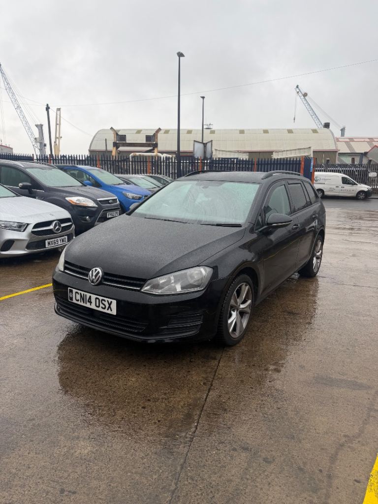 Volkswagen Golf Se Bluemotion 