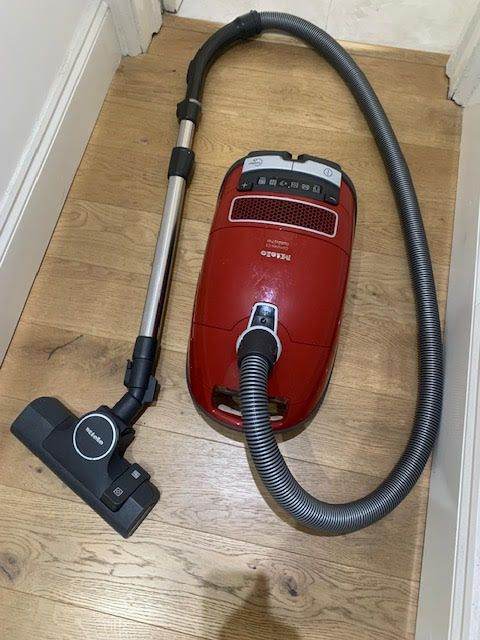 Miele Vacuum Cleaner C3 Very good condition like new
