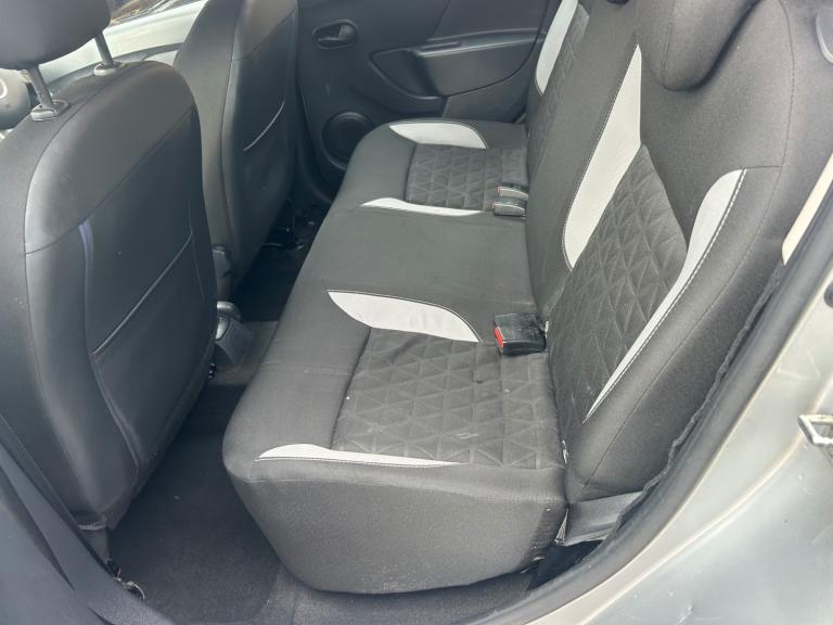 2014 Dacia Sandero Stepway 0.9 TCe Laureate 5dr HATCHBACK Petrol Manual