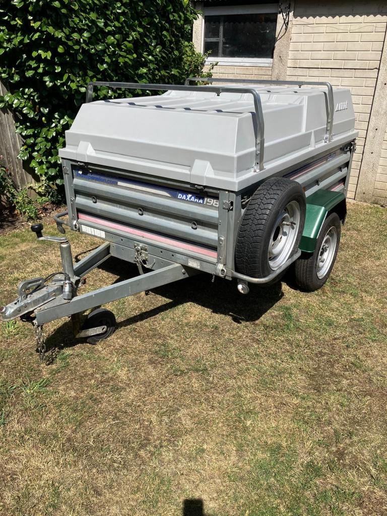 Daxara 198 Covered Trailer