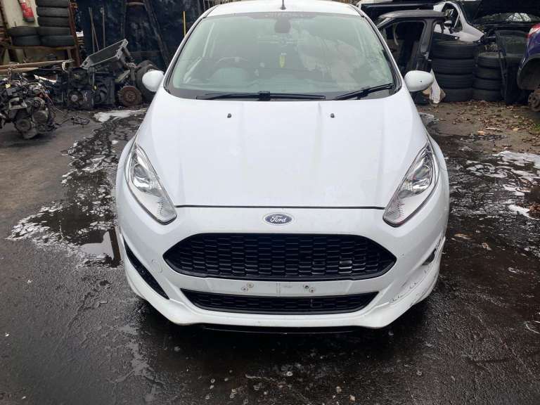 BREAKING - 2012-2015 FORD FIESTA ZETEC S - ALL PARTS AVAILABLE